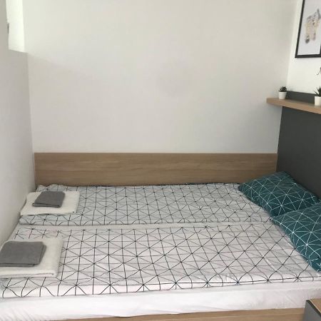 Home Apartment Luna 1 Skopje Ngoại thất bức ảnh