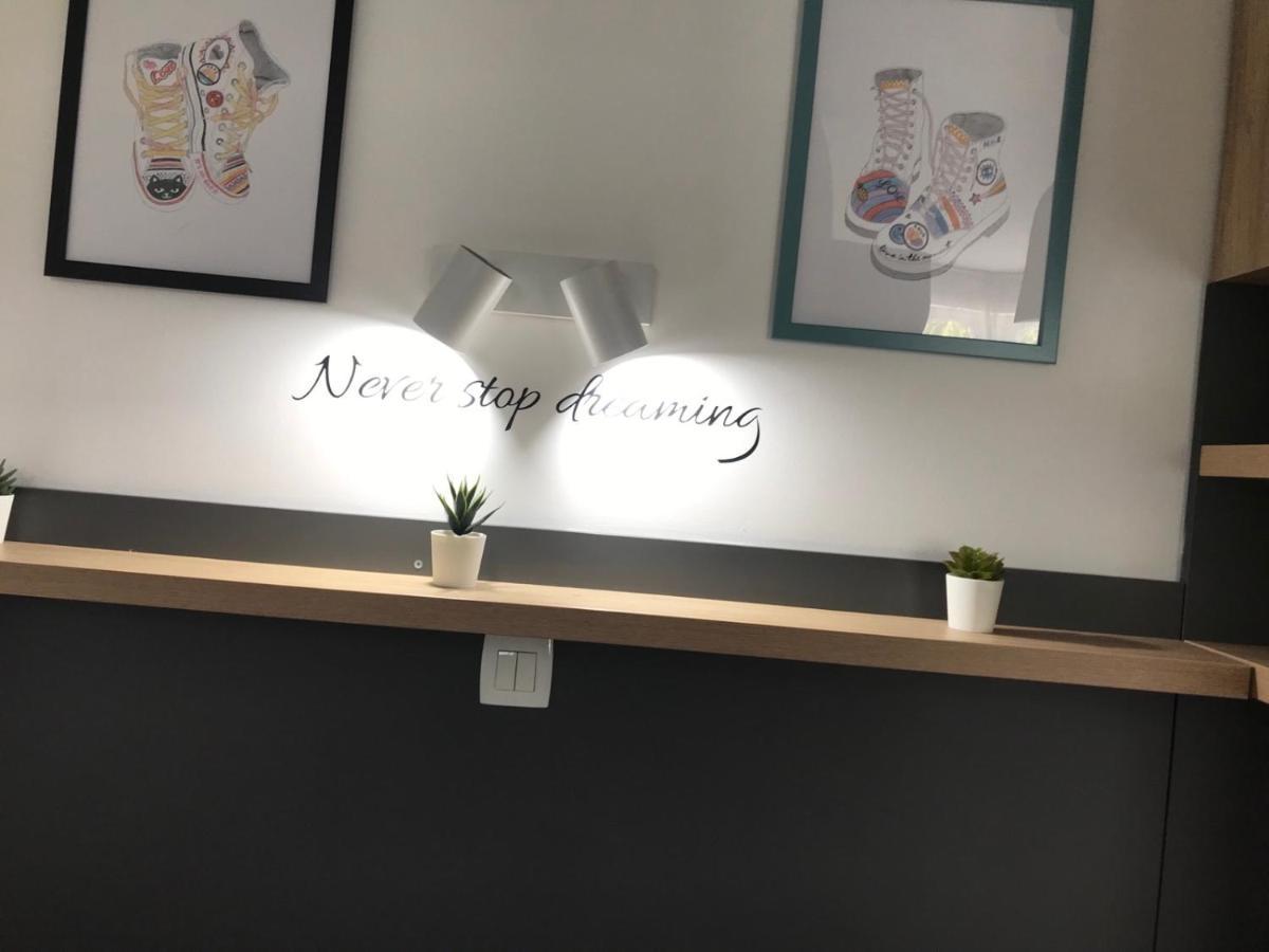 Home Apartment Luna 1 Skopje Ngoại thất bức ảnh